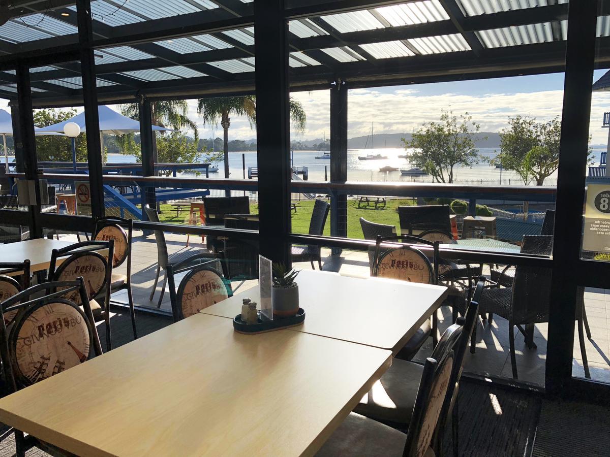 Motel Mariners On The Waterfront Batemans Bay Esterno foto