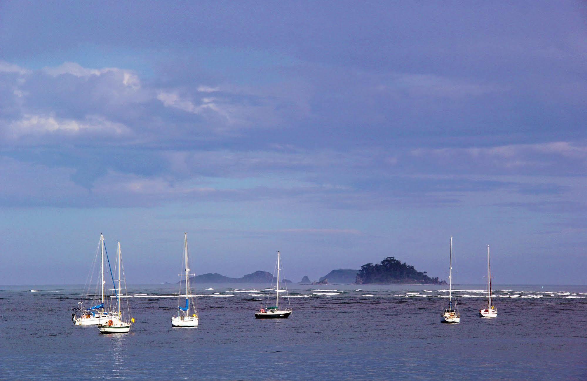 Motel Mariners On The Waterfront Batemans Bay Esterno foto