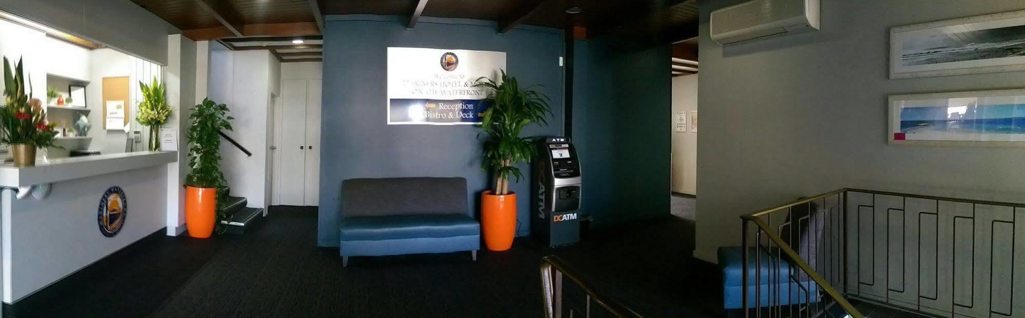 Motel Mariners On The Waterfront Batemans Bay Esterno foto