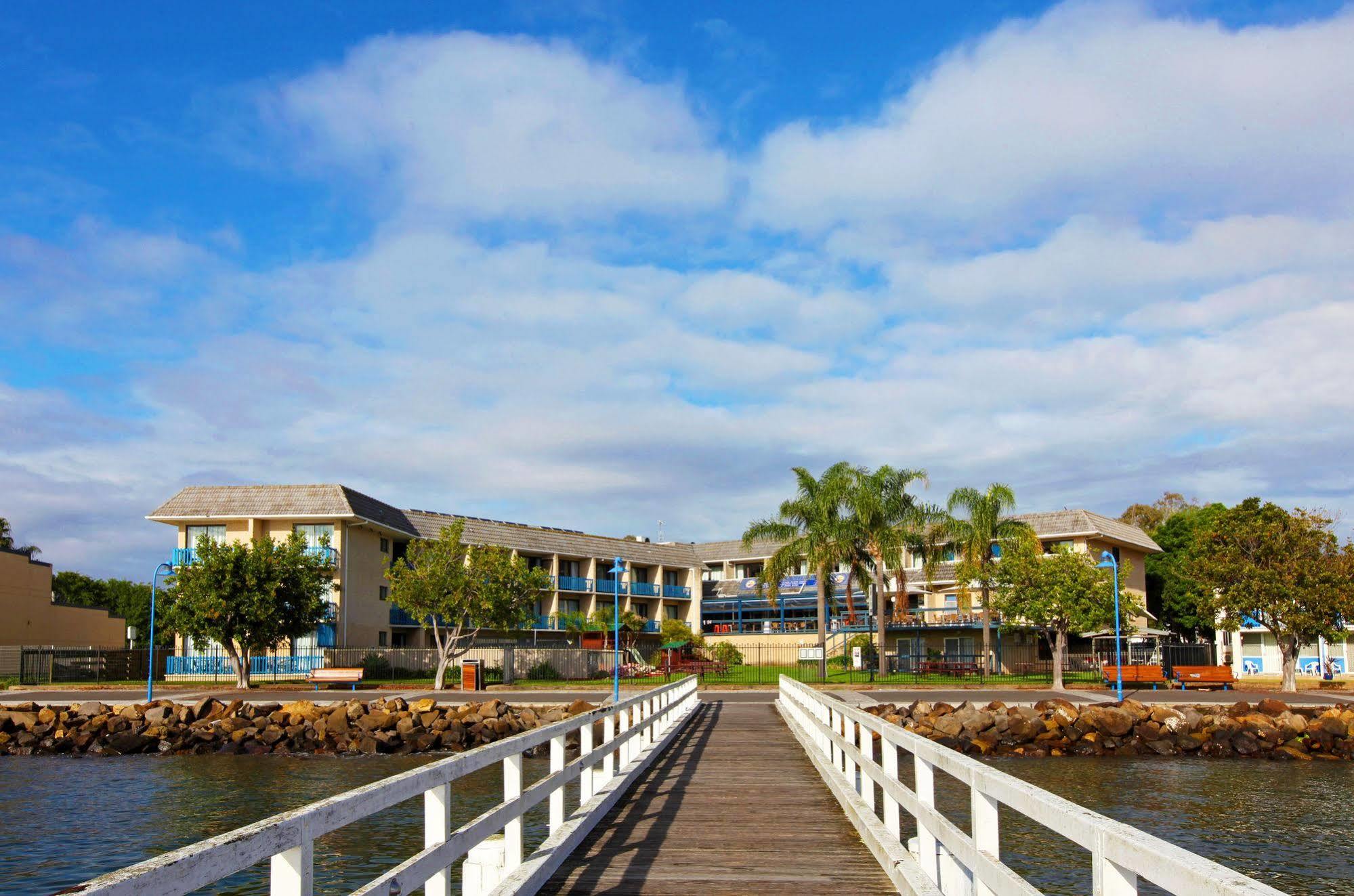 Motel Mariners On The Waterfront Batemans Bay Esterno foto